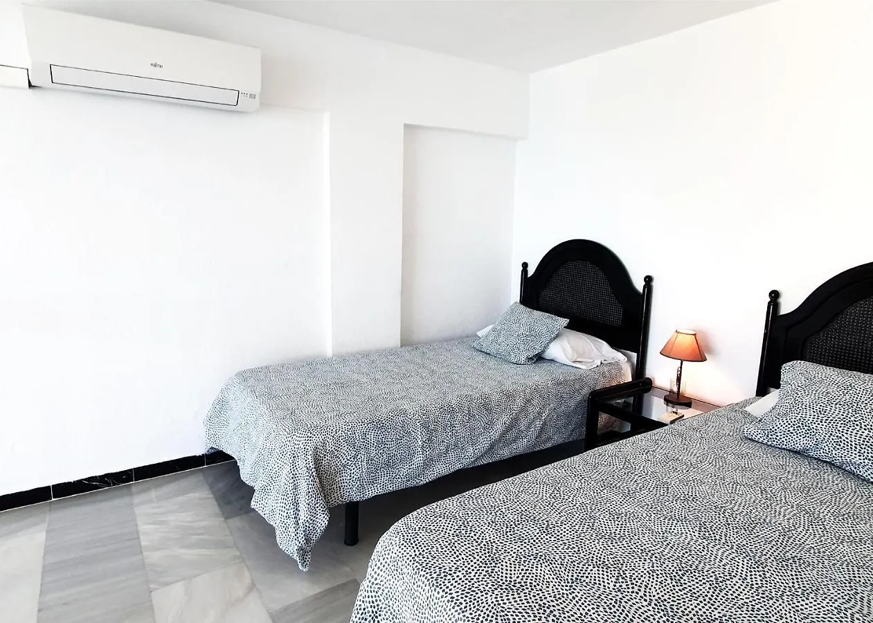 Lejlighed Skol 709 Duplex 1 Bedroom In Skol Marbella With Gibraltar And Sea Views Spanien
