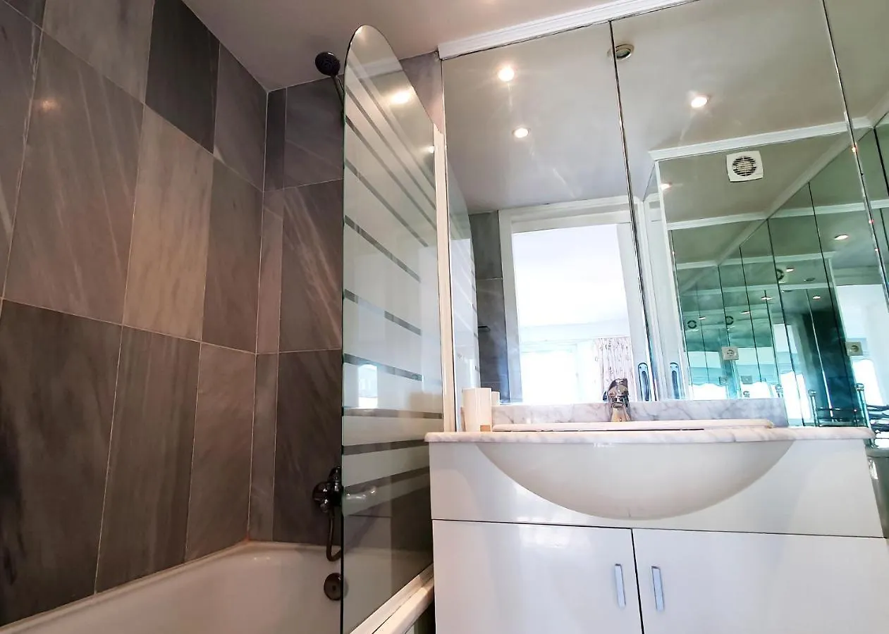Skol 709 Duplex 1 Bedroom In Skol Marbella With Gibraltar And Sea Views