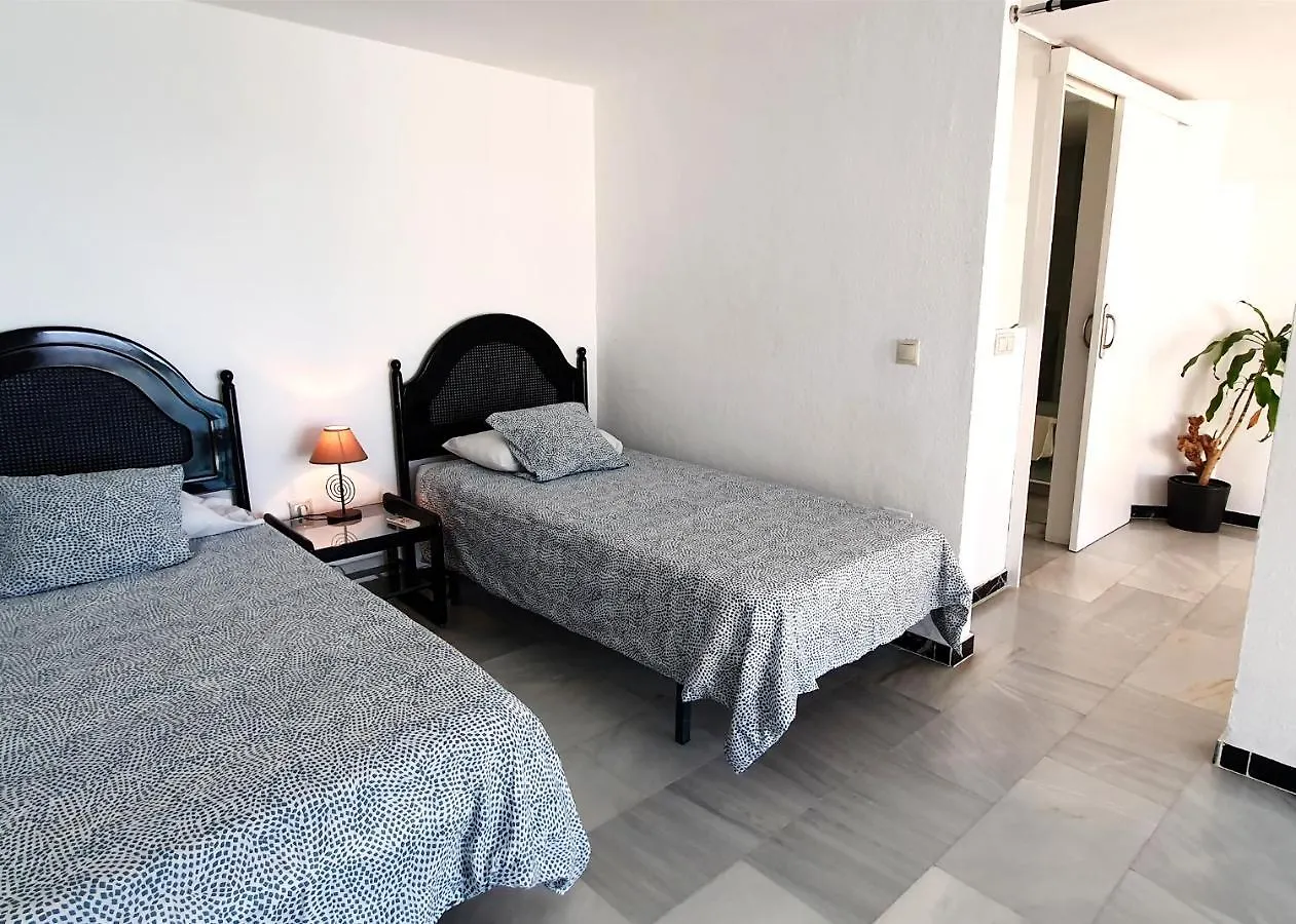 Skol 709 Duplex 1 Bedroom In Skol Marbella With Gibraltar And Sea Views Lejlighed